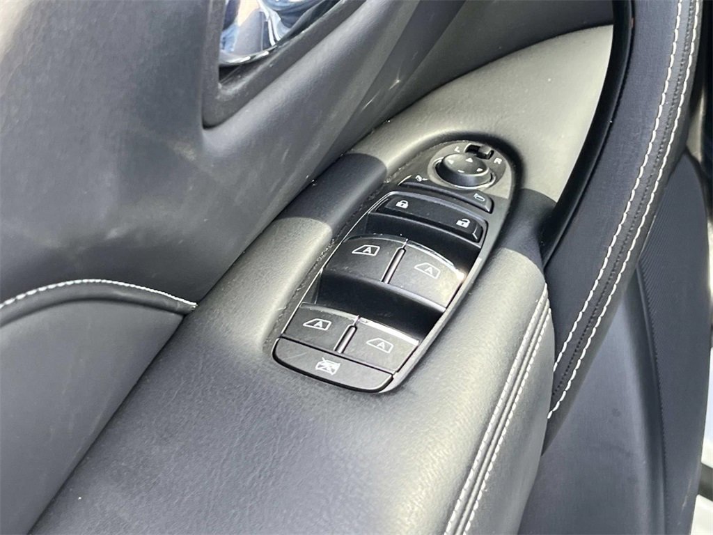 Used 2023 INFINITI QX80 Premium Select w/ Cargo Package image 20