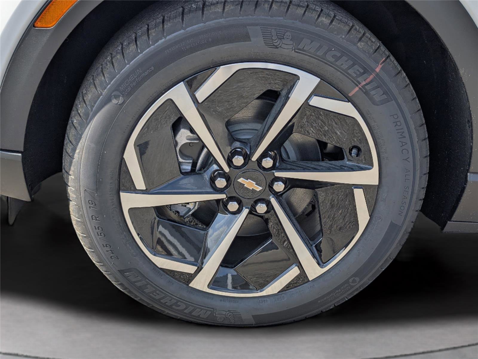 New 2026 Chevrolet Equinox EV LT image 9