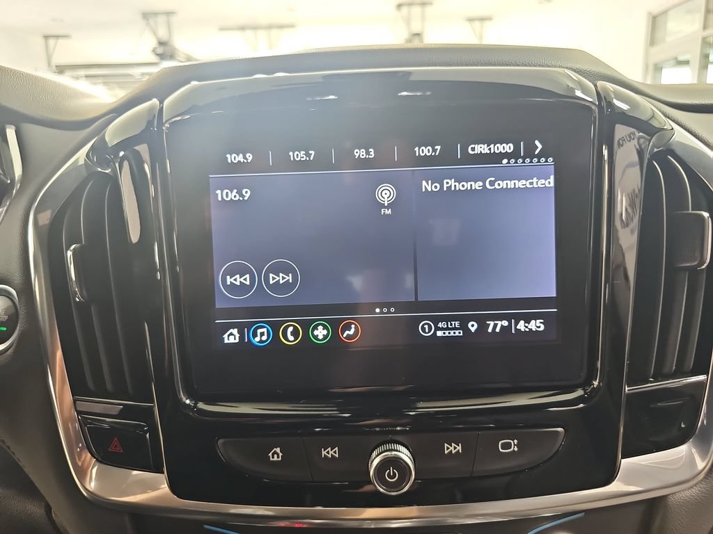Certified 2023 Chevrolet Traverse LT FWD image 29
