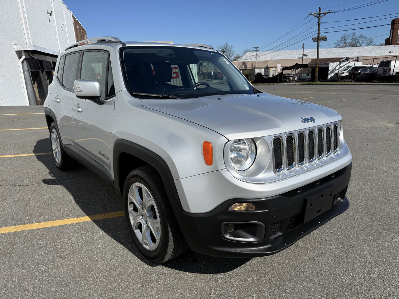 Used 2015 Jeep Renegade Limited image 7