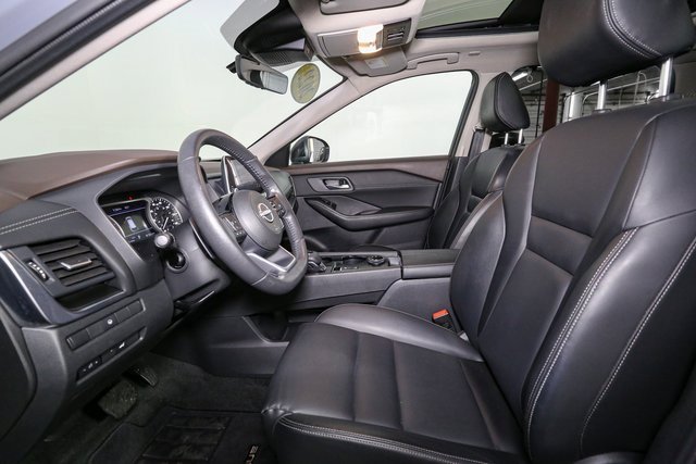 Used 2023 Nissan Rogue SV w/ SV Premium Package image 37