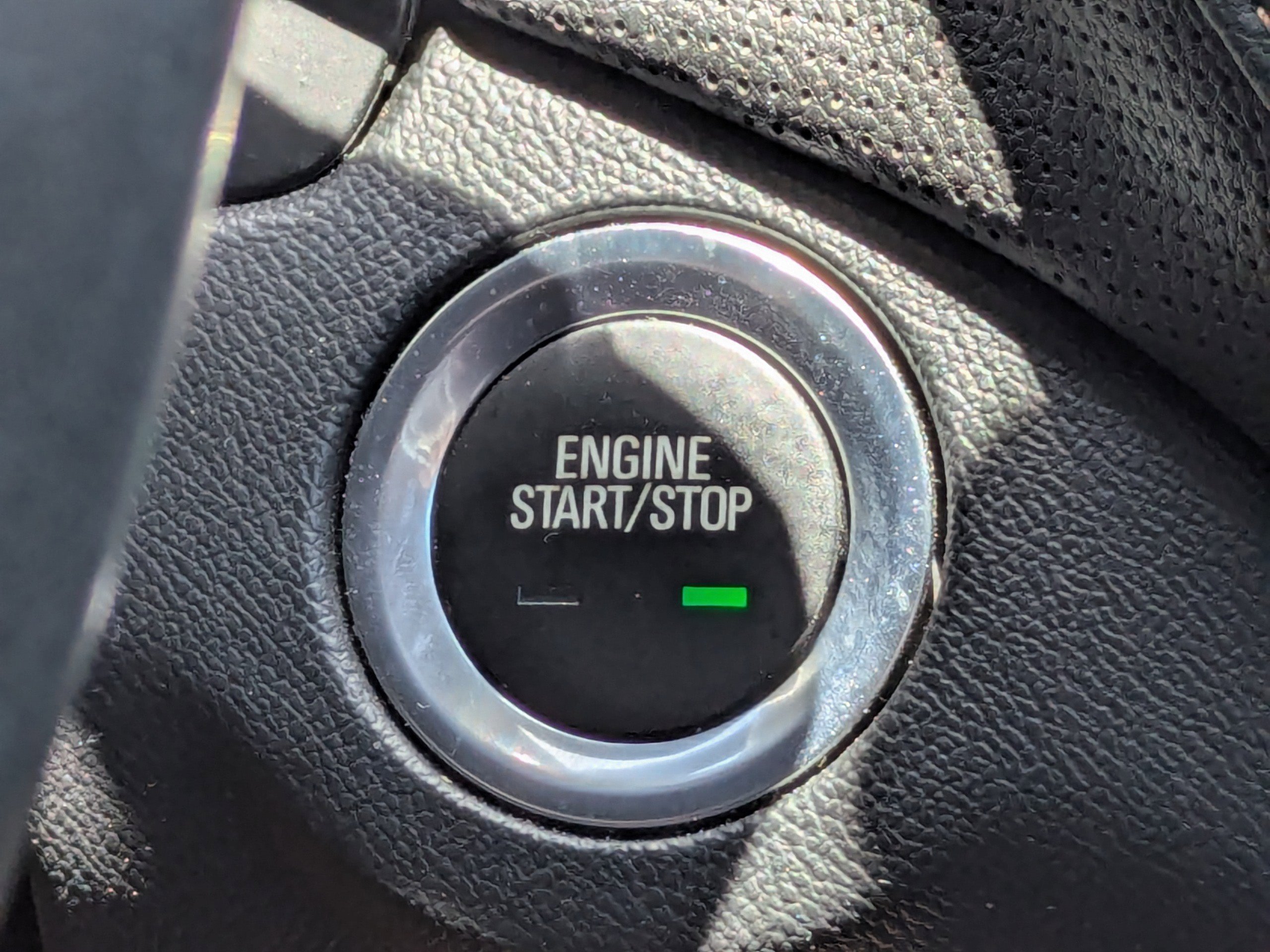 Used 2023 Chevrolet Equinox Premier FWD image 34