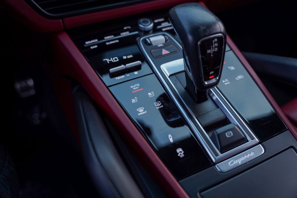 Used 2021 Porsche Cayenne GTS image 34