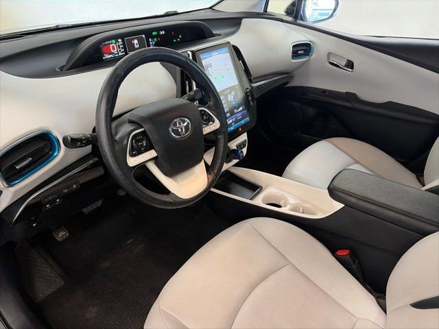 Used 2017 Toyota Prius Prime Advanced w/ Carpet Mat Package image 16