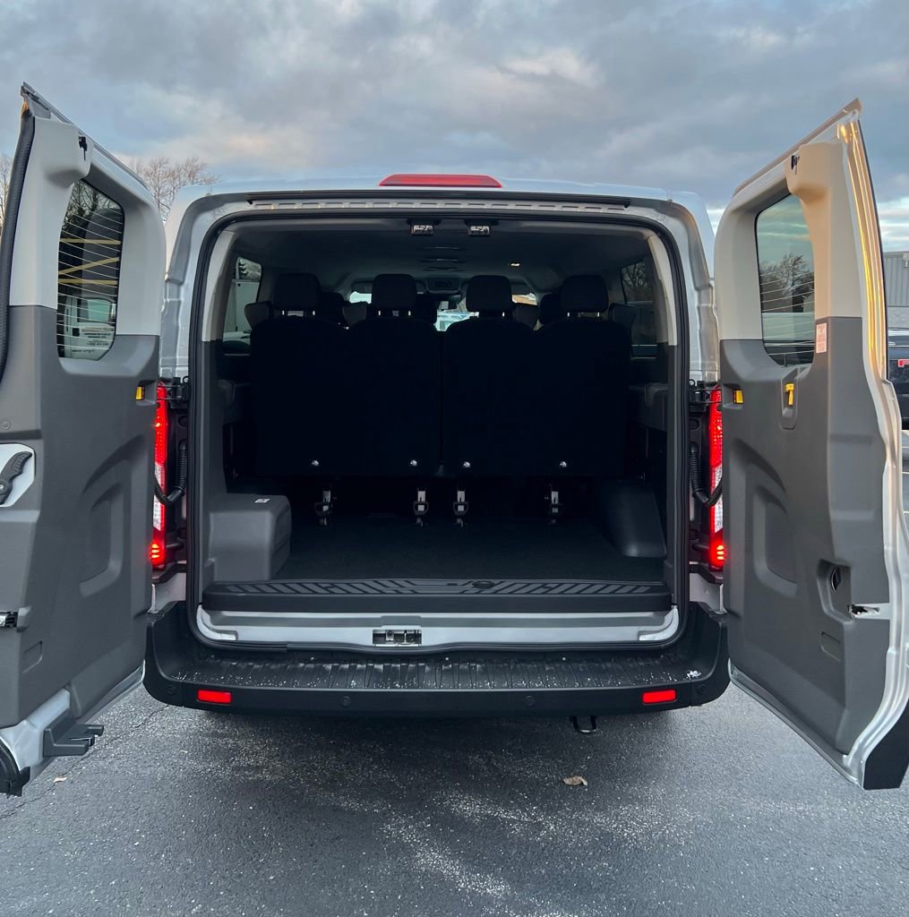 New 2026 Ford Transit 350 XL image 8