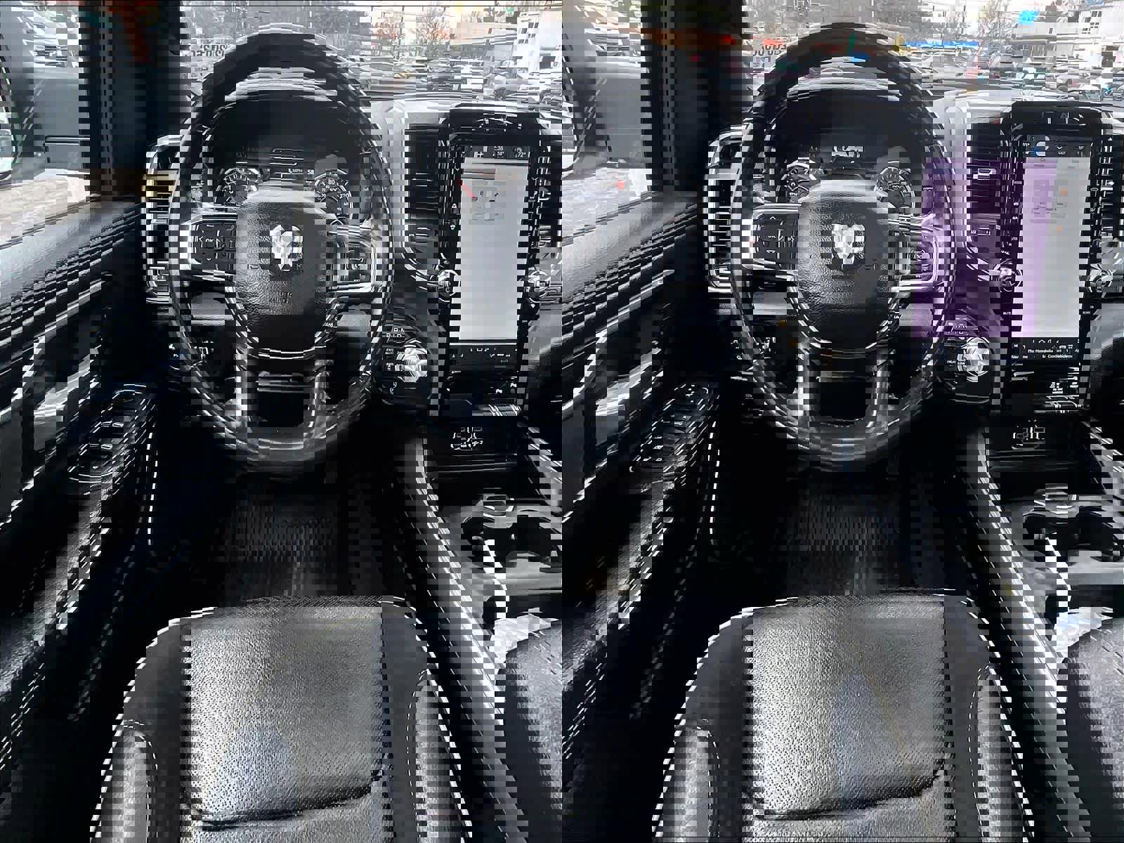 Used 2023 RAM 1500 Laramie AWD/4WD image 16