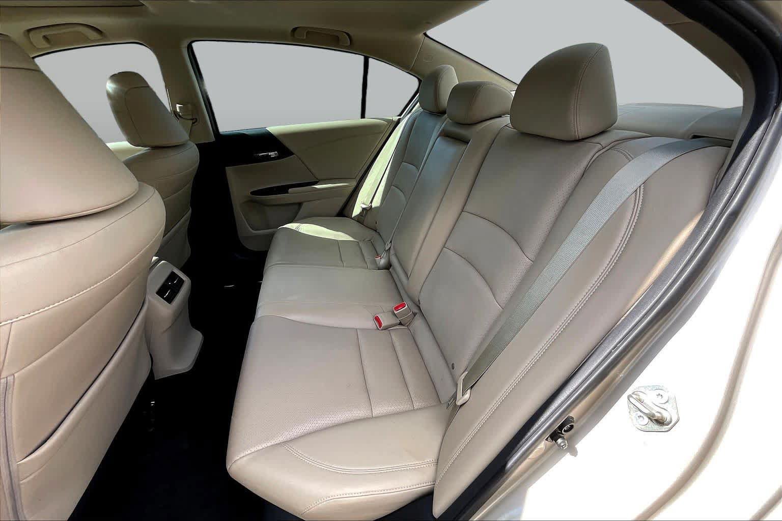 Used 2017 Honda Accord EX-L image 20