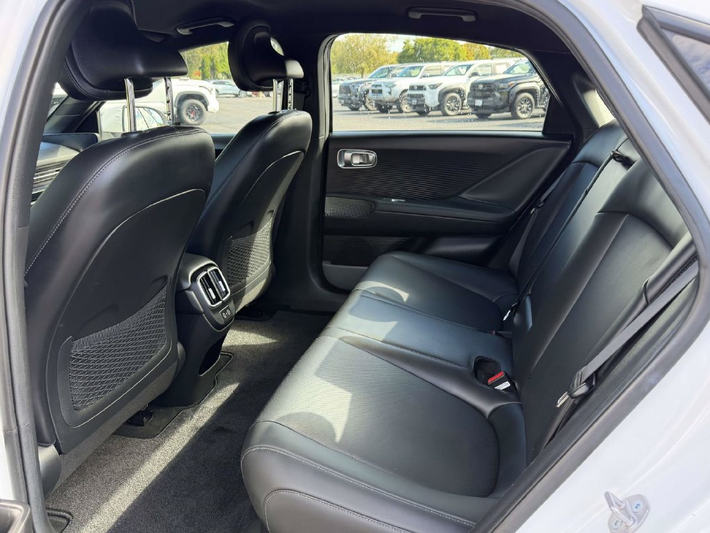 Used 2023 Hyundai Ioniq 6 SEL RWD image 16