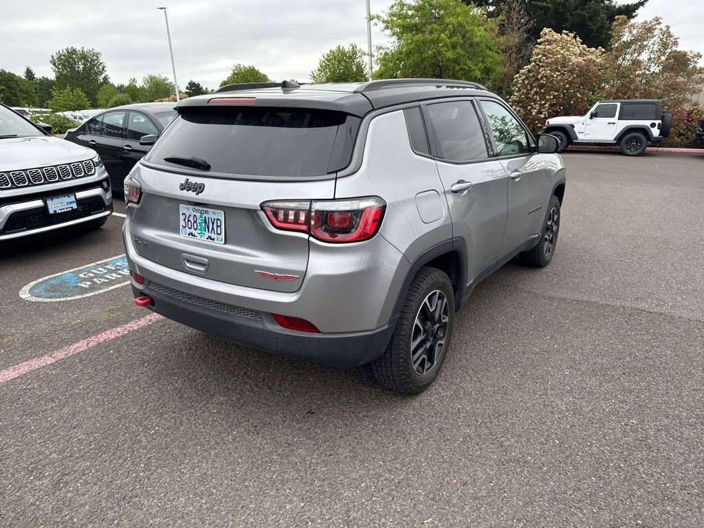 Used 2020 Jeep Compass Trailhawk AWD/4WD image 10
