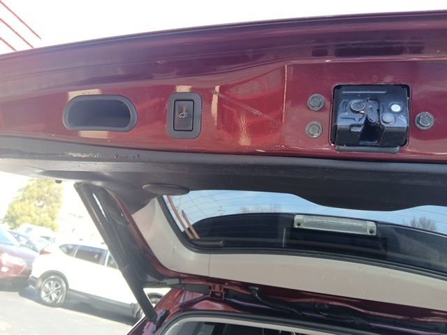 Used 2015 Toyota Highlander Limited image 33