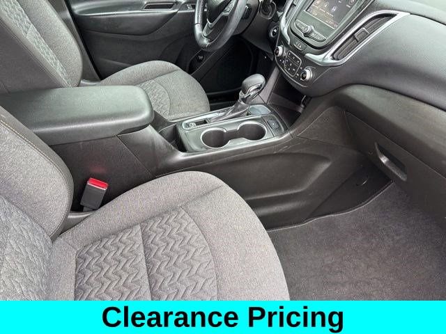Used 2022 Chevrolet Equinox LT w/ Driver Convenience Package image 40