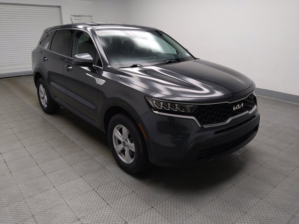 Used 2023 Kia Sorento LX AWD/4WD image 11