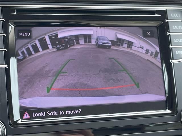 Used 2017 Volkswagen Passat 1.8T SE FWD image 22