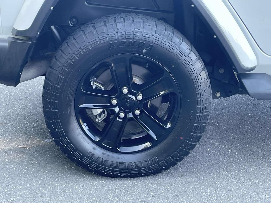 Used 2021 Jeep Wrangler Unlimited Sahara AWD/4WD image 7
