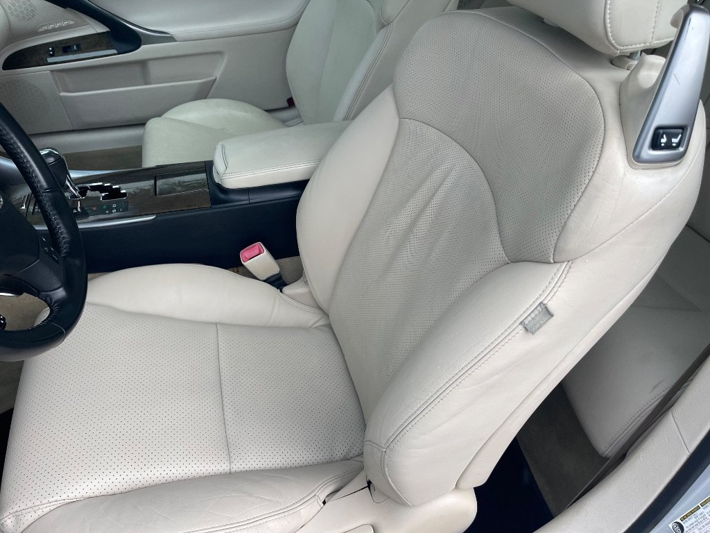 Used 2010 Lexus IS 350C RWD image 8