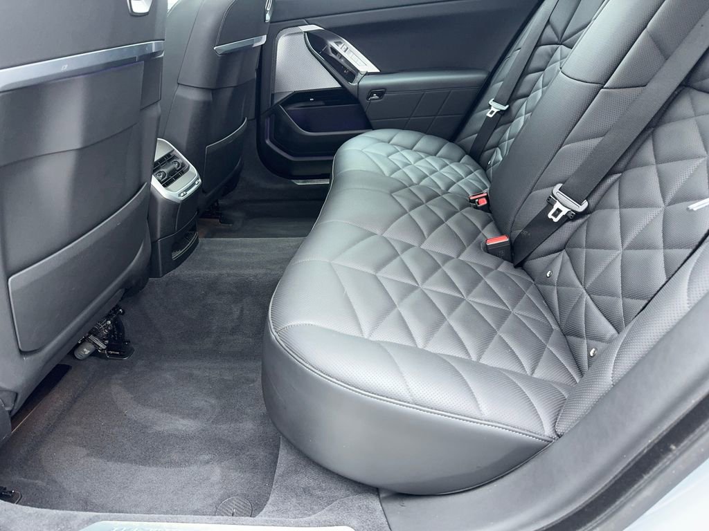 Used 2023 BMW 740i 740i M SPORT,NAV,CAM,PANO,HEAD image 42