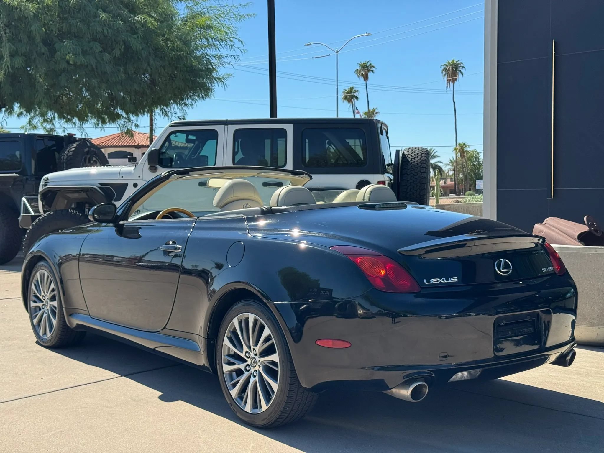 Used 2005 Lexus SC 430 Convertible RWD image 7