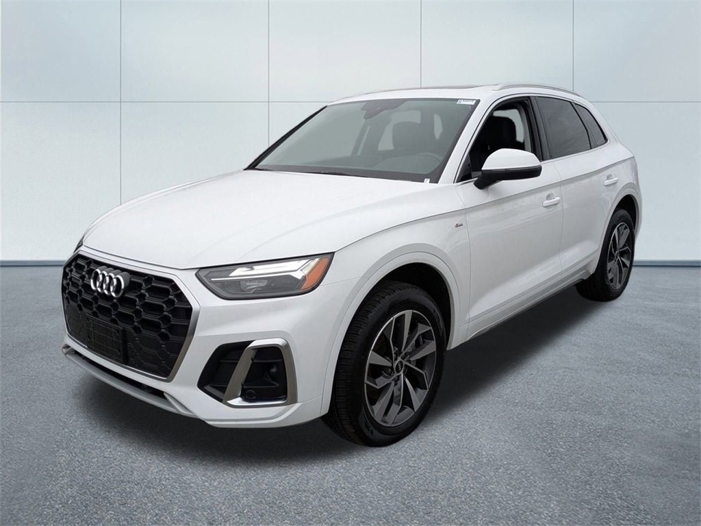 Used 2024 Audi Q5 2.0T Premium w/ Convenience Package image 7