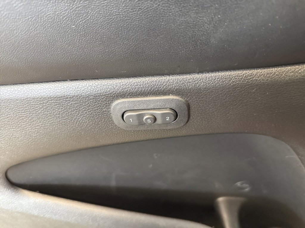 Used 2022 Jeep Grand Cherokee Limited image 26