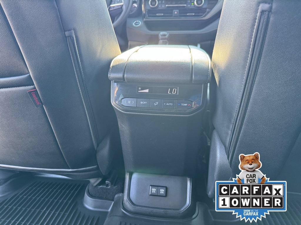 Used 2021 Toyota Highlander L FWD image 21