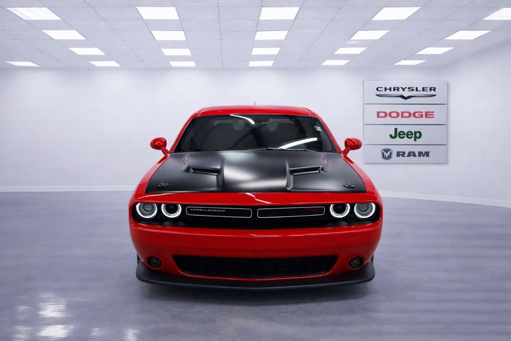 Used 2018 Dodge Challenger R/T Scat Pack w/ Leather Interior Group image 11