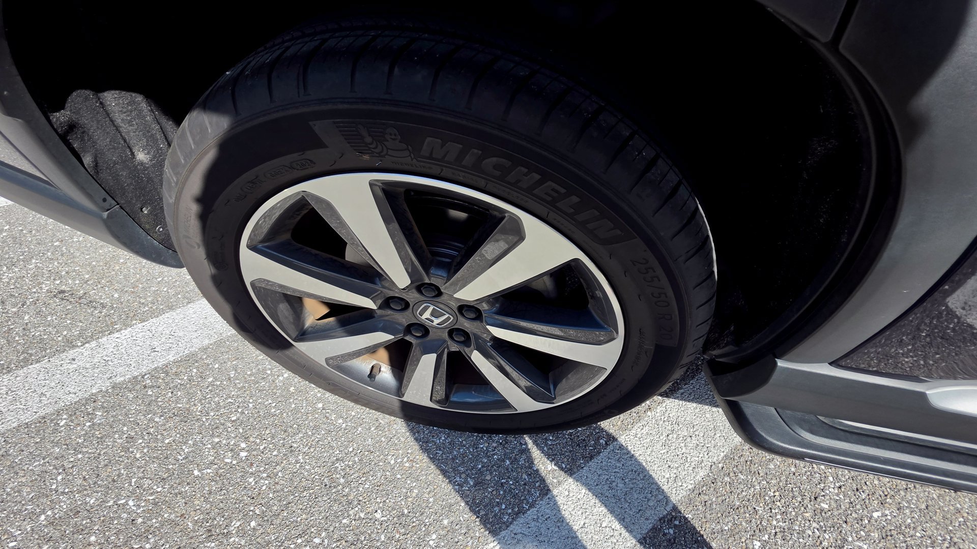 Used 2025 Honda Pilot Touring image 12
