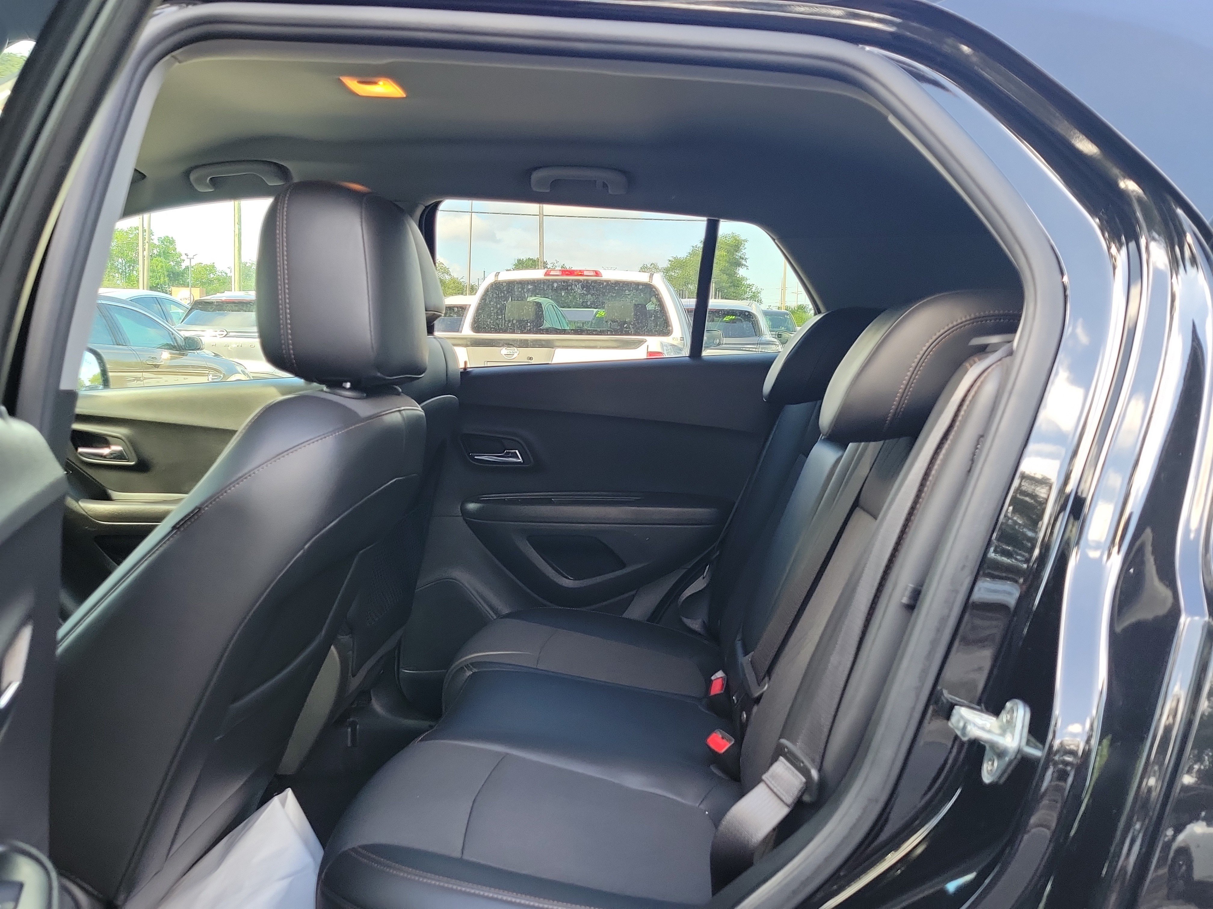 Used 2020 Chevrolet Trax LT w/ Driver Confidence Package FWD image 11