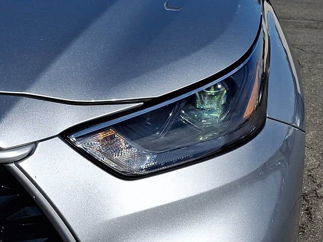 Used 2024 Toyota Highlander XLE image 9