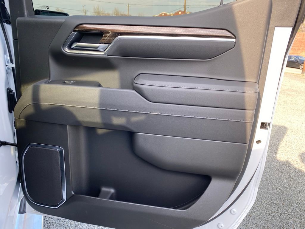 New 2025 Chevrolet Silverado 1500 LT image 19