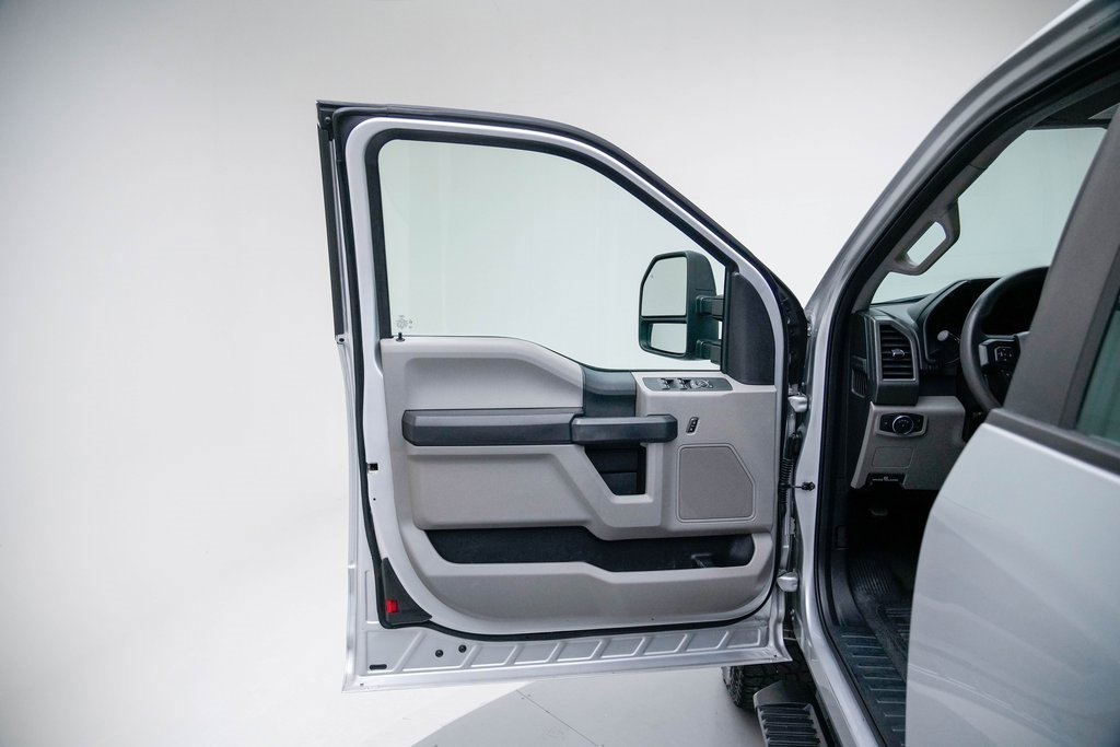 Used 2017 Ford F350 XL image 22