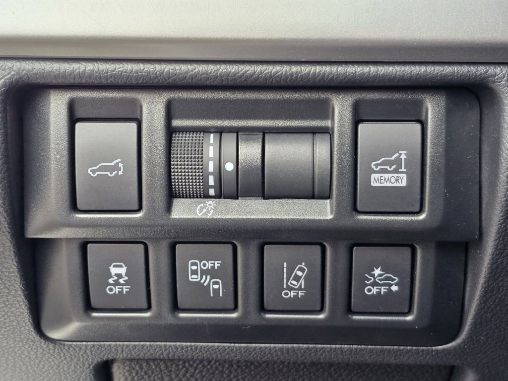 Used 2019 Subaru Outback 3.6R Limited image 17