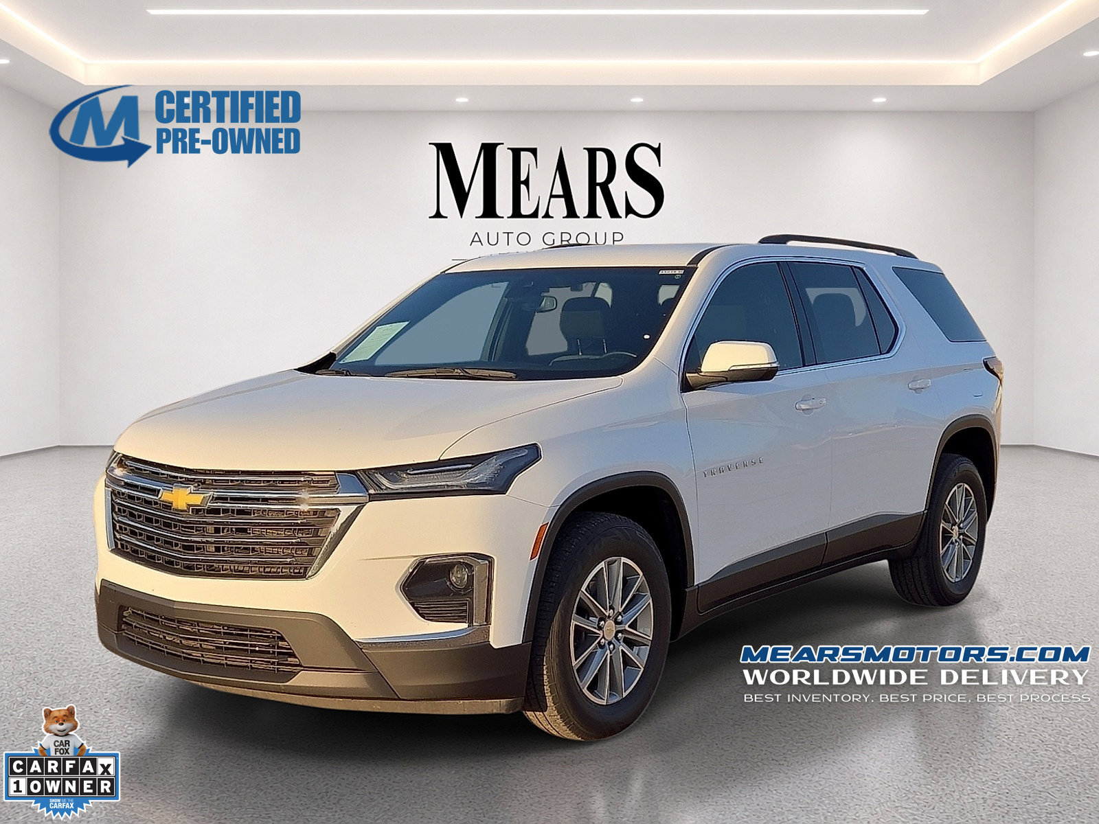 Used 2023 Chevrolet Traverse LT FWD image 1