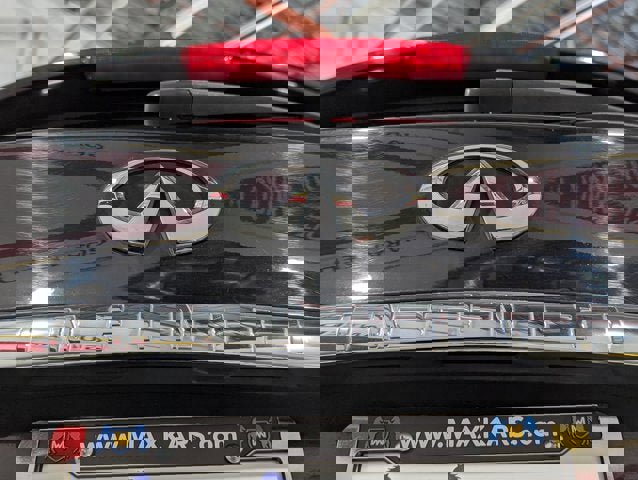 Used 2017 INFINITI QX70 AWD w/ Premium Package image 58