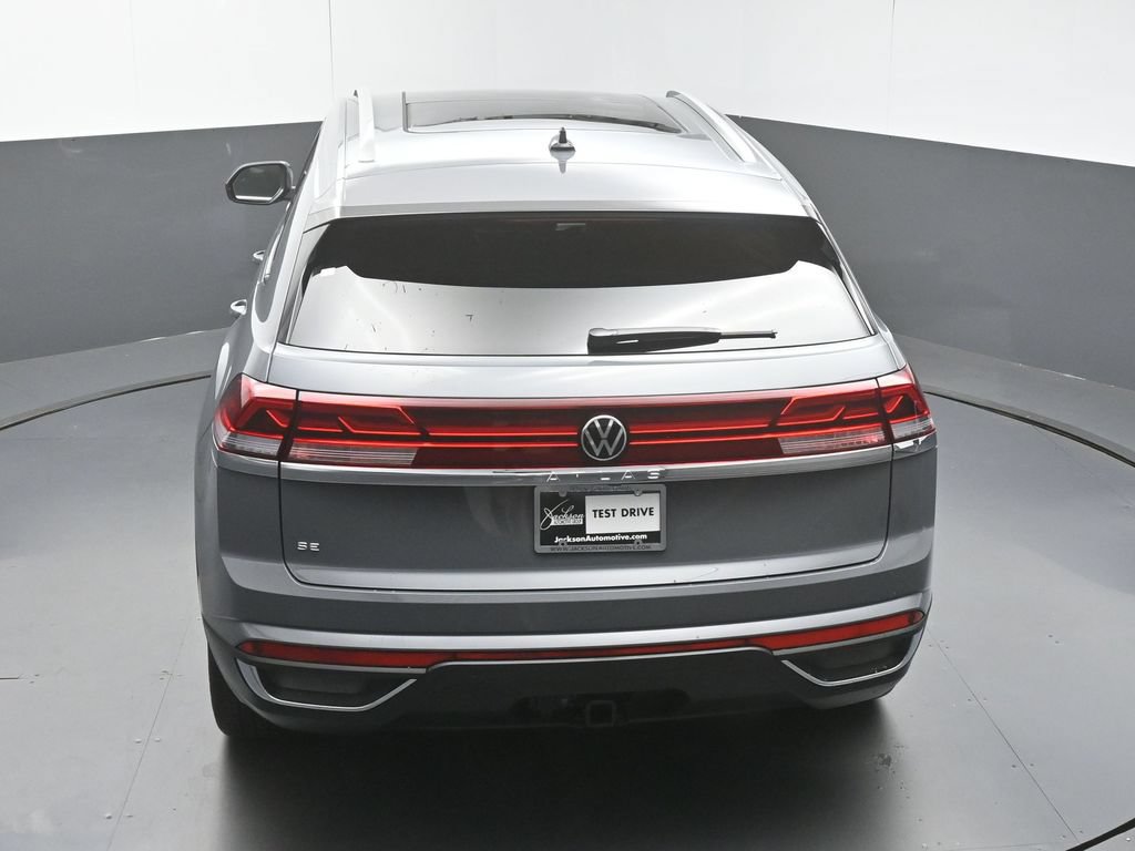 New 2026 Volkswagen Atlas Cross Sport SE FWD image 44