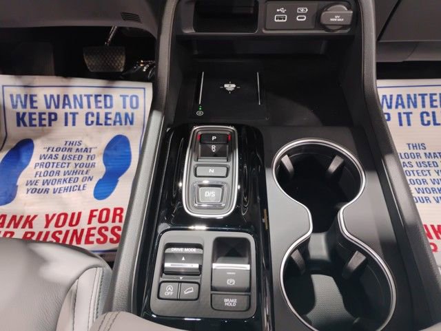 New 2025 Honda Pilot Touring image 19