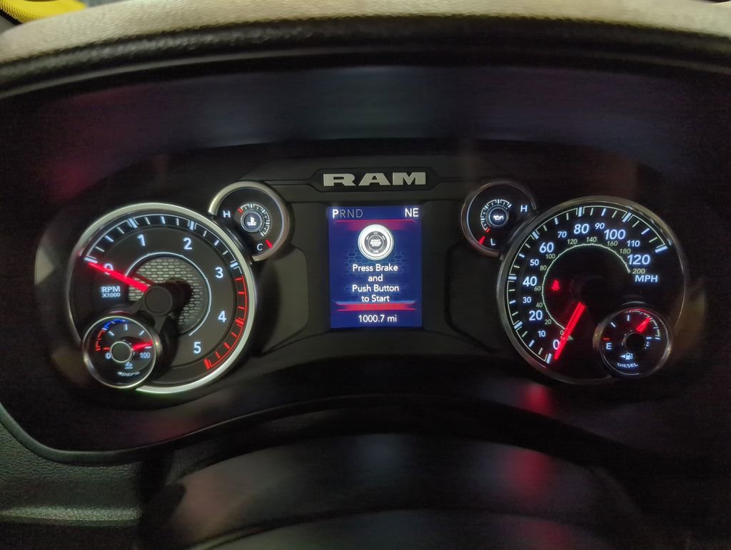 Used 2024 RAM 5500 Tradesman w/ Chrome Appearance Group image 12