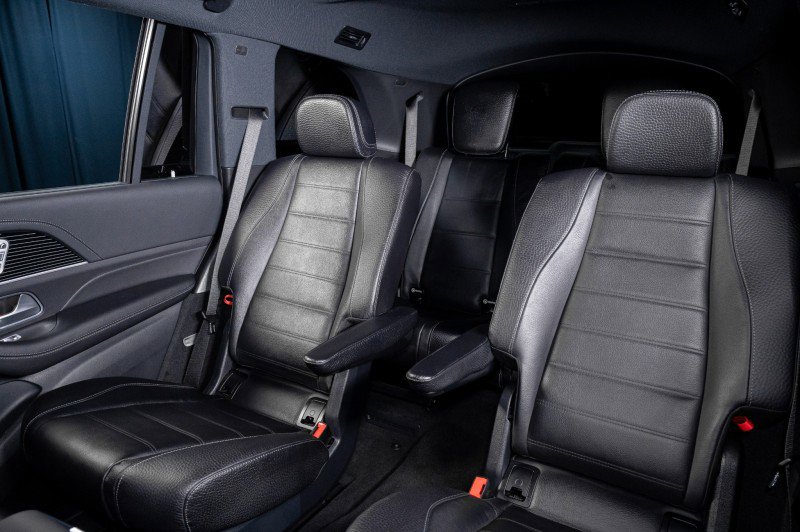 New 2026 Mercedes-Benz GLS 580 4MATIC image 32