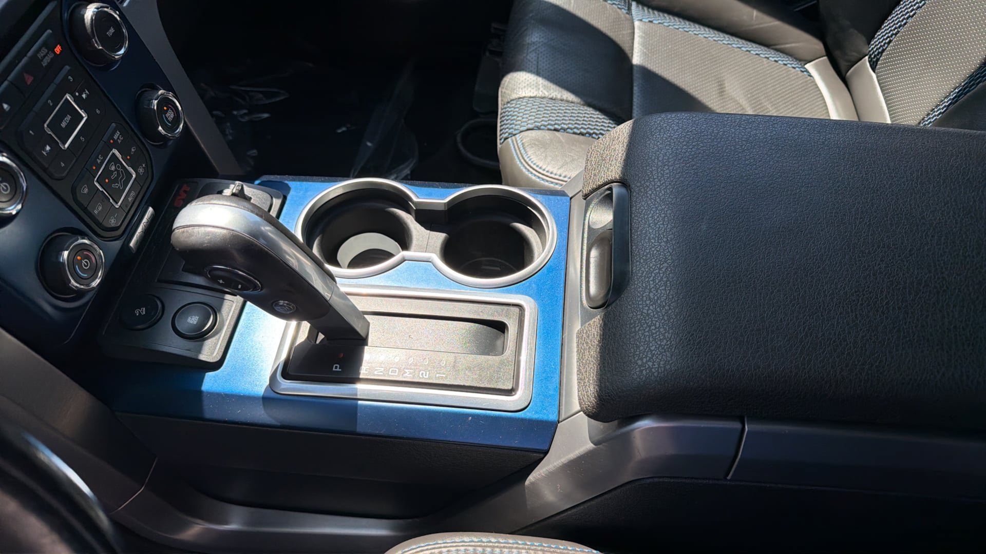 Used 2013 Ford F150 Raptor w/ Luxury Equipment Group AWD/4WD image 25
