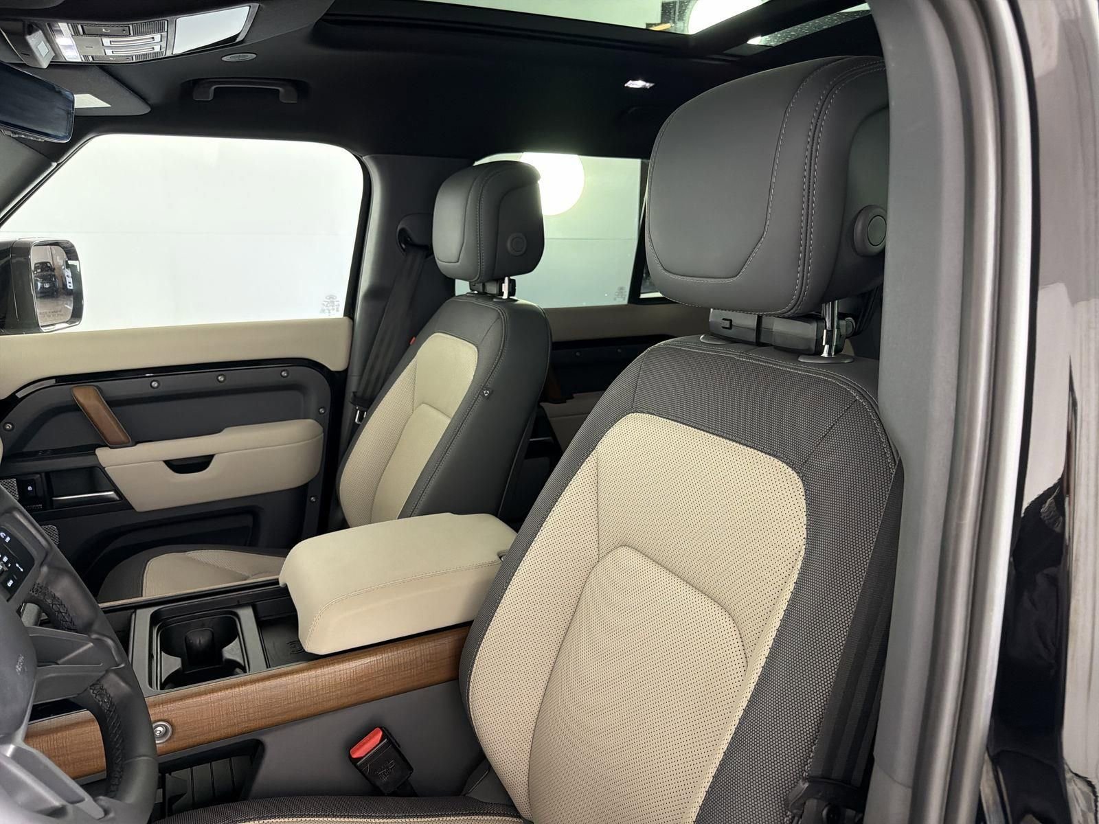 Certified 2023 Land Rover Defender 130 X image 25