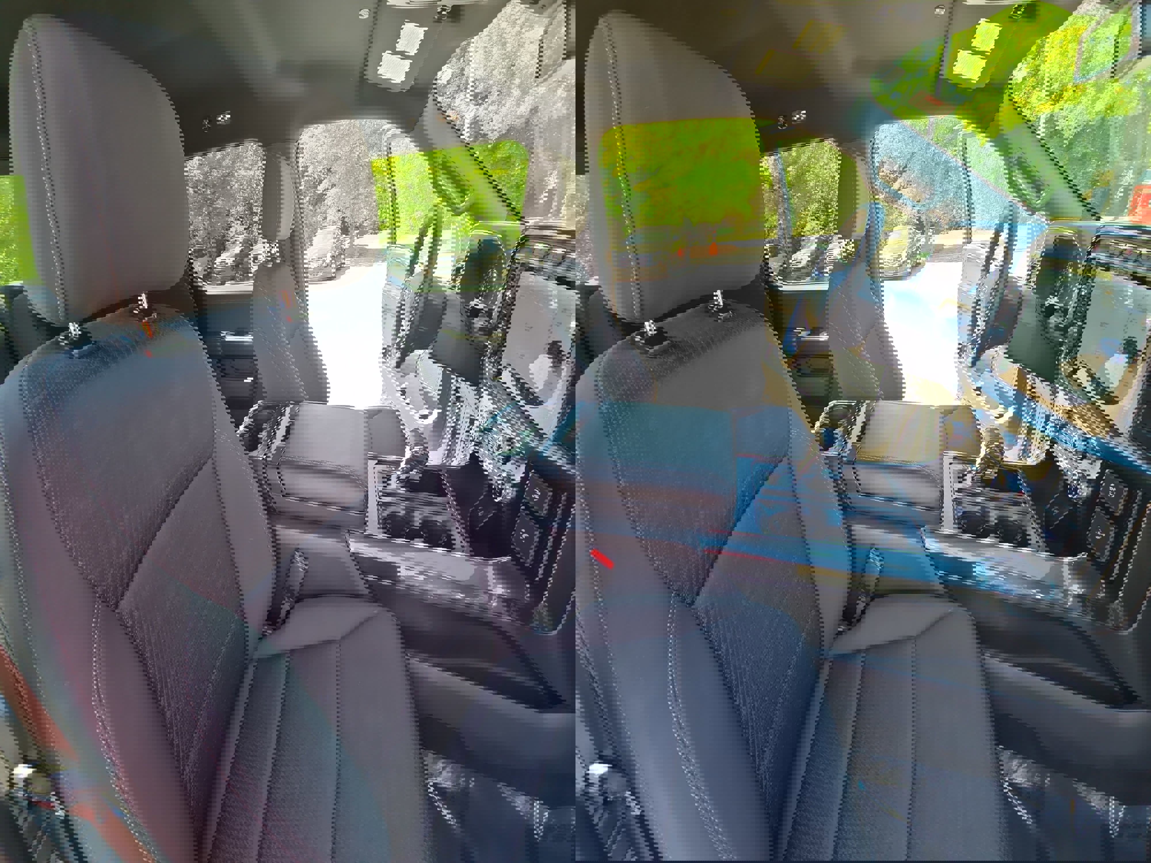 Used 2023 Ford F150 XLT w/ Equipment Group 302A High AWD/4WD image 10