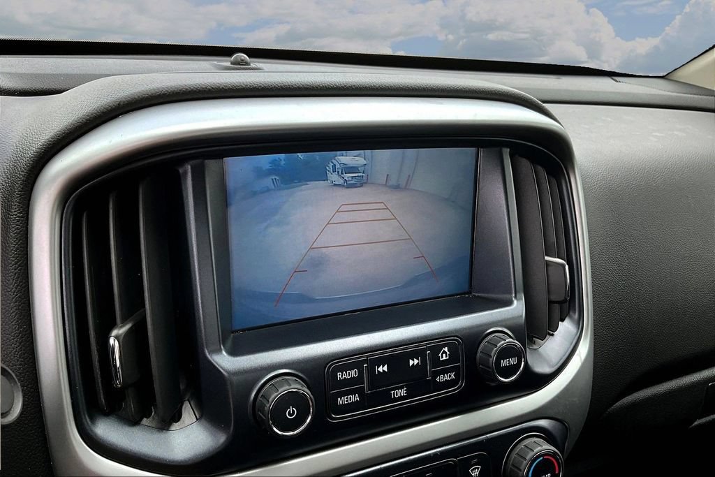 Used 2018 Chevrolet Colorado LT w/ LT Convenience Package RWD image 17