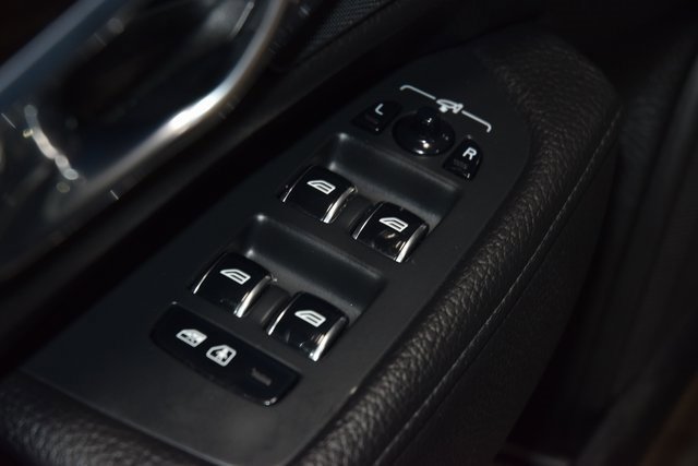 Used 2018 Volvo S90 T5 Momentum w/ Convenience Package image 42