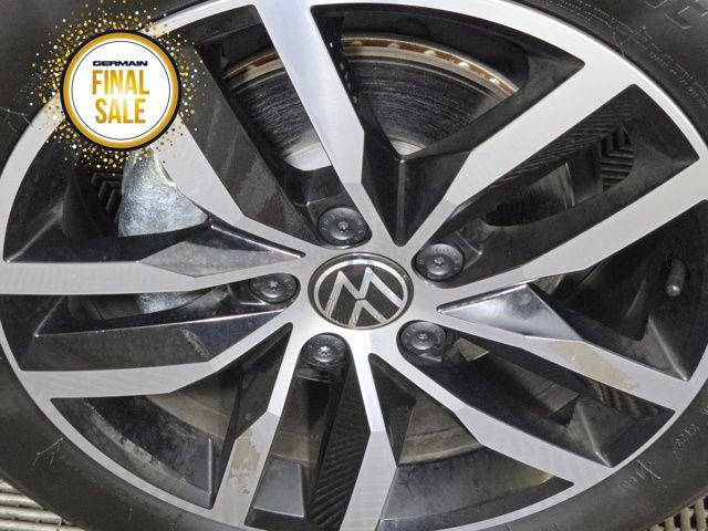 Used 2025 Volkswagen Jetta SE w/ Sunroof Package image 10