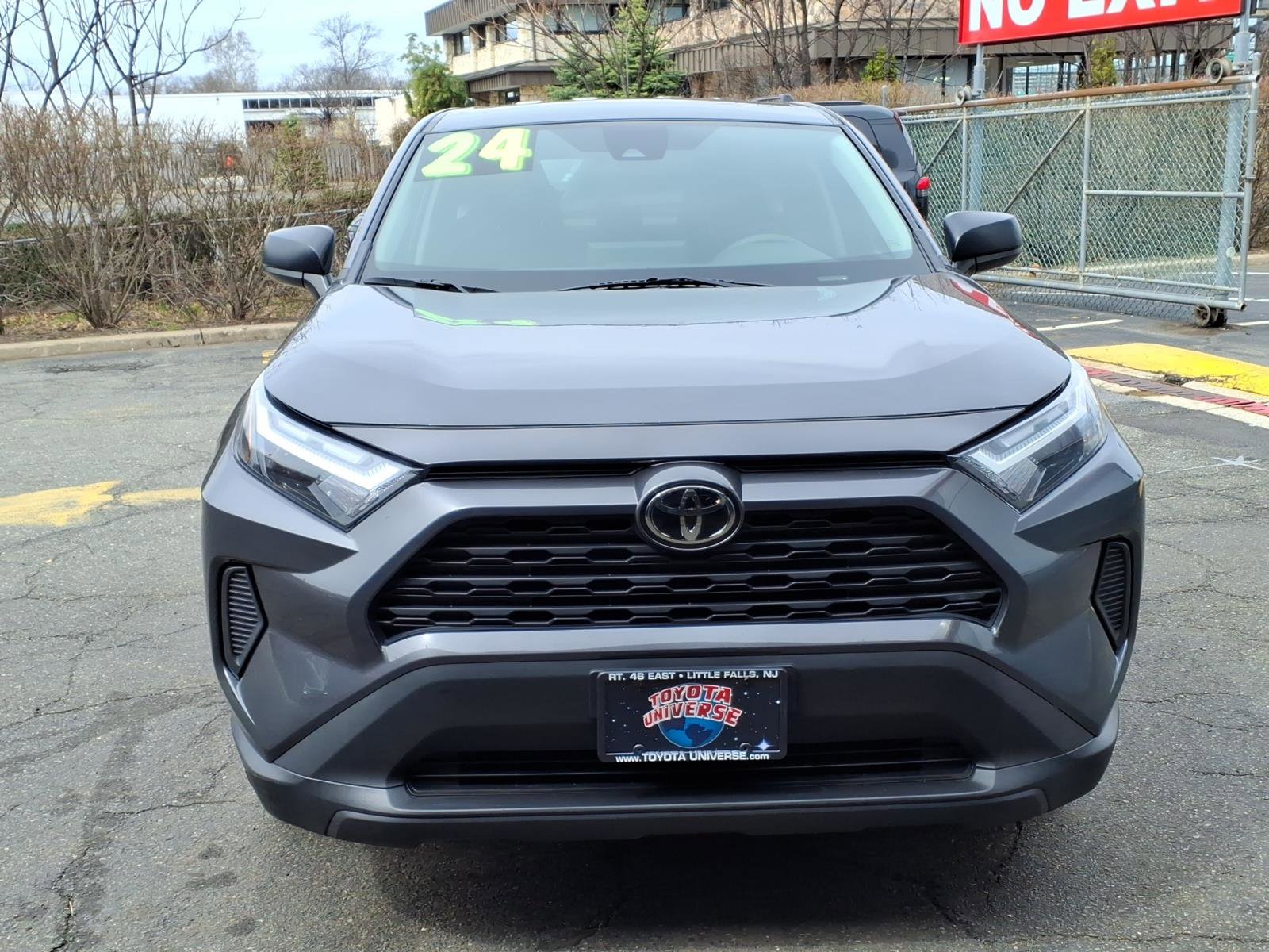 Certified 2024 Toyota RAV4 LE AWD/4WD image 2