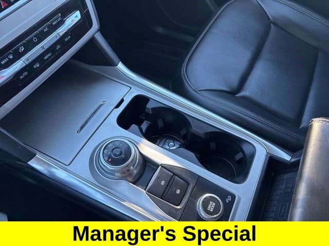 Used 2023 Ford Explorer XLT w/ Equipment Group 202A image 29