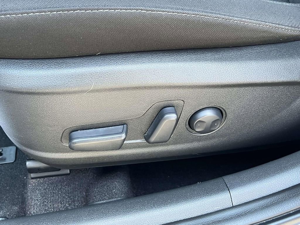 Certified 2023 Hyundai Kona SEL AWD/4WD image 21