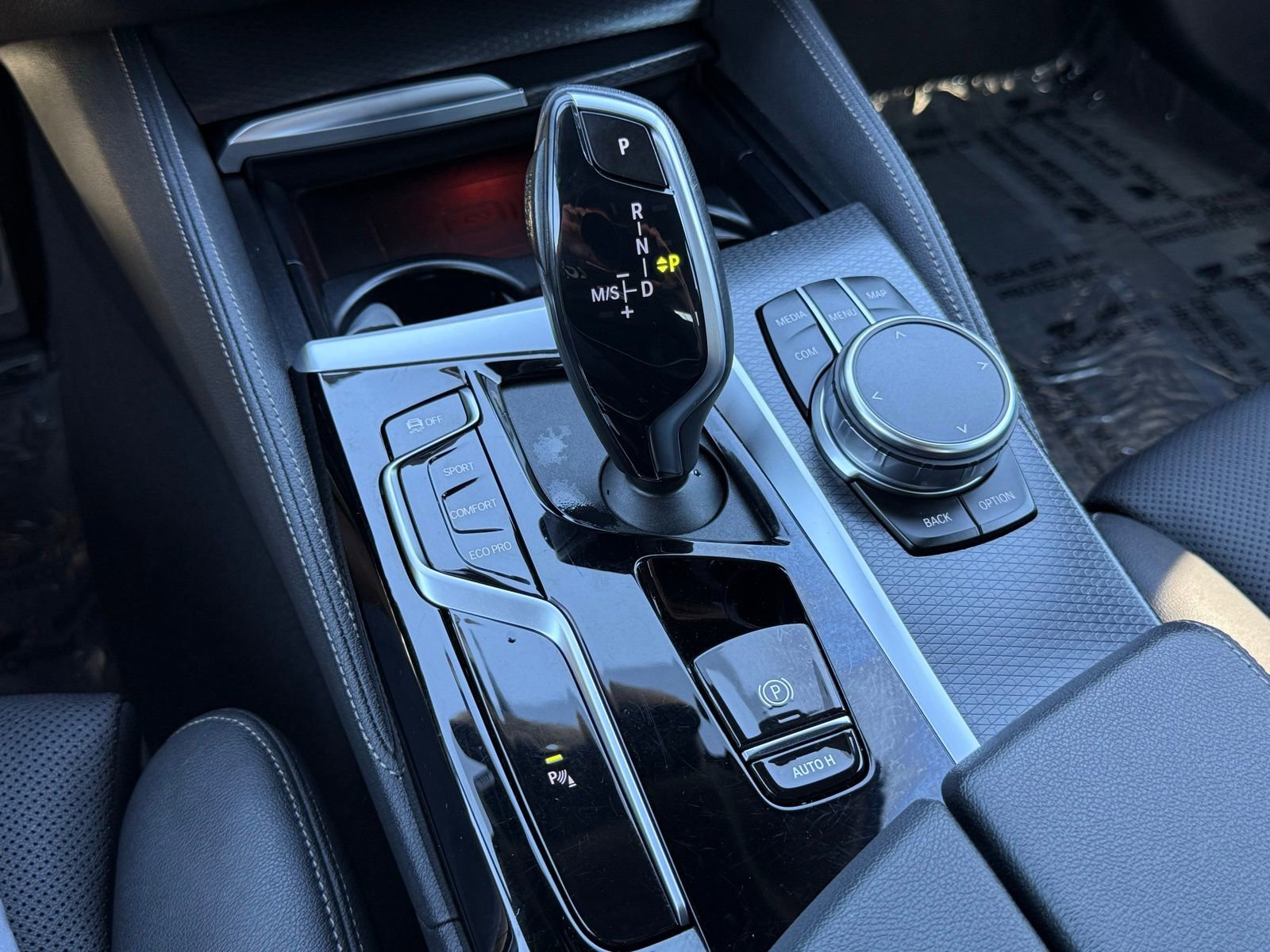 Used 2023 BMW 540i 540i w/ M Sport Package image 28