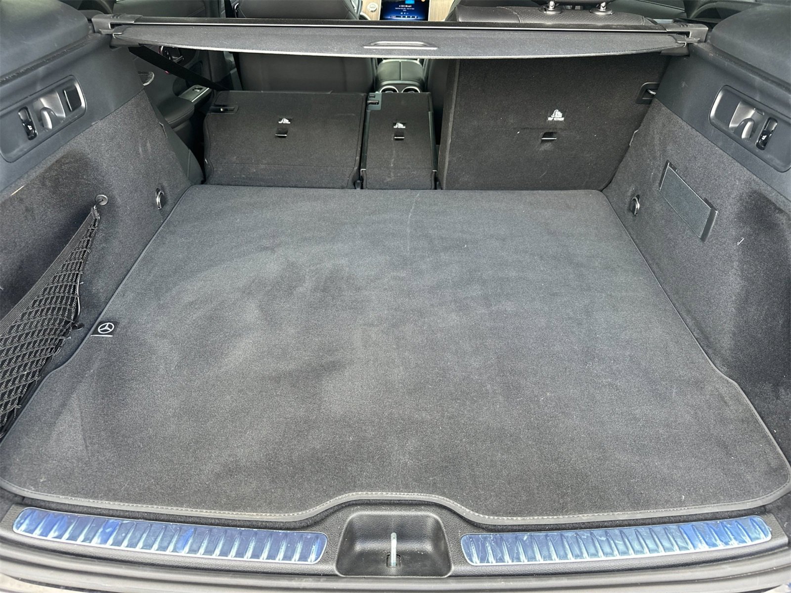 Certified 2025 Mercedes-Benz GLC 300 image 17