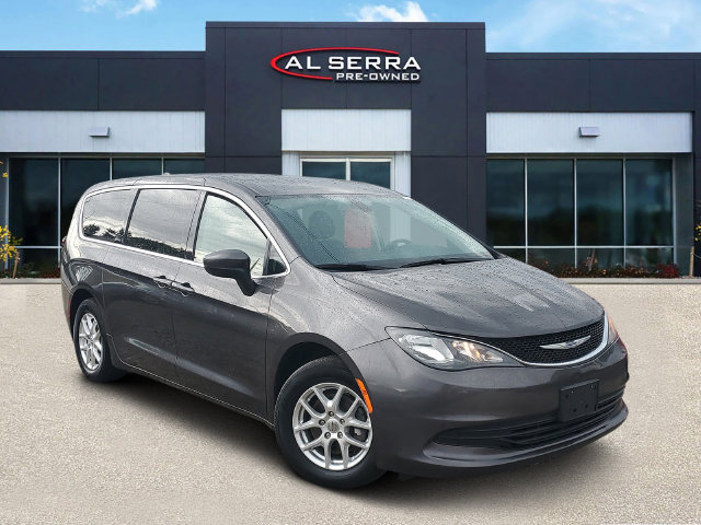 Used 2020 Chrysler Voyager LX FWD image 1