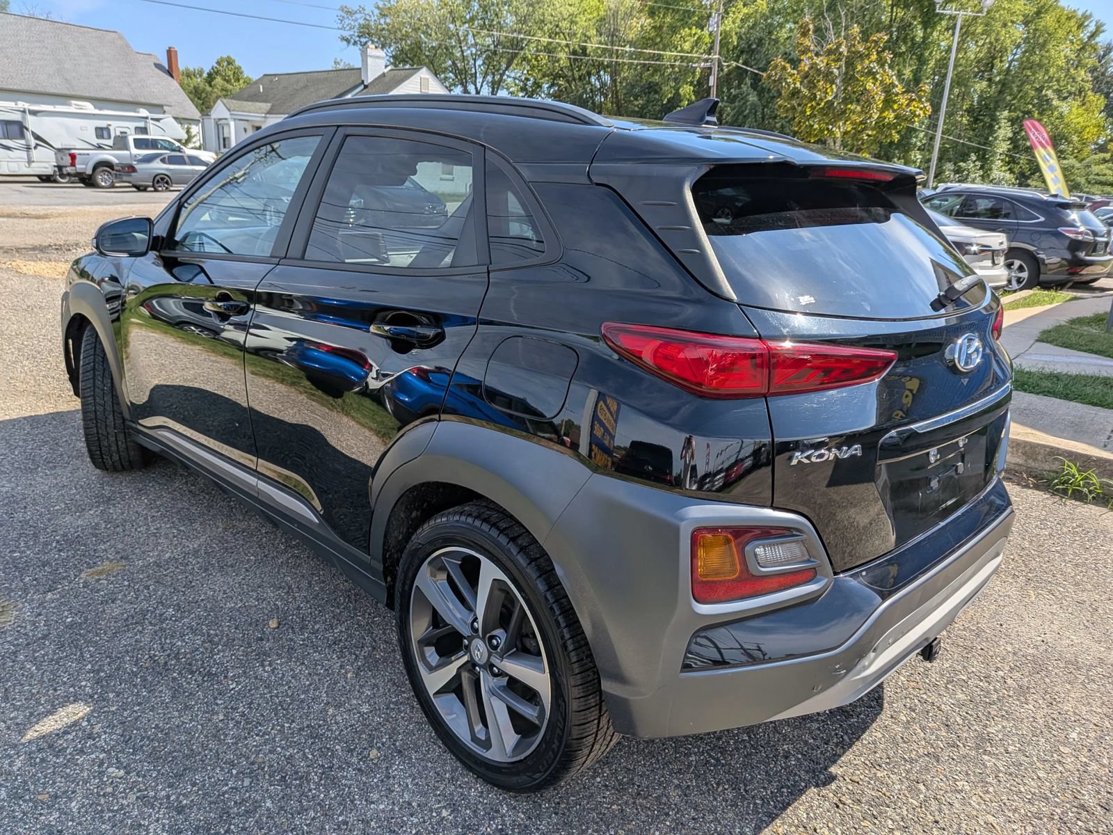 Used 2021 Hyundai Kona Limited AWD/4WD image 4
